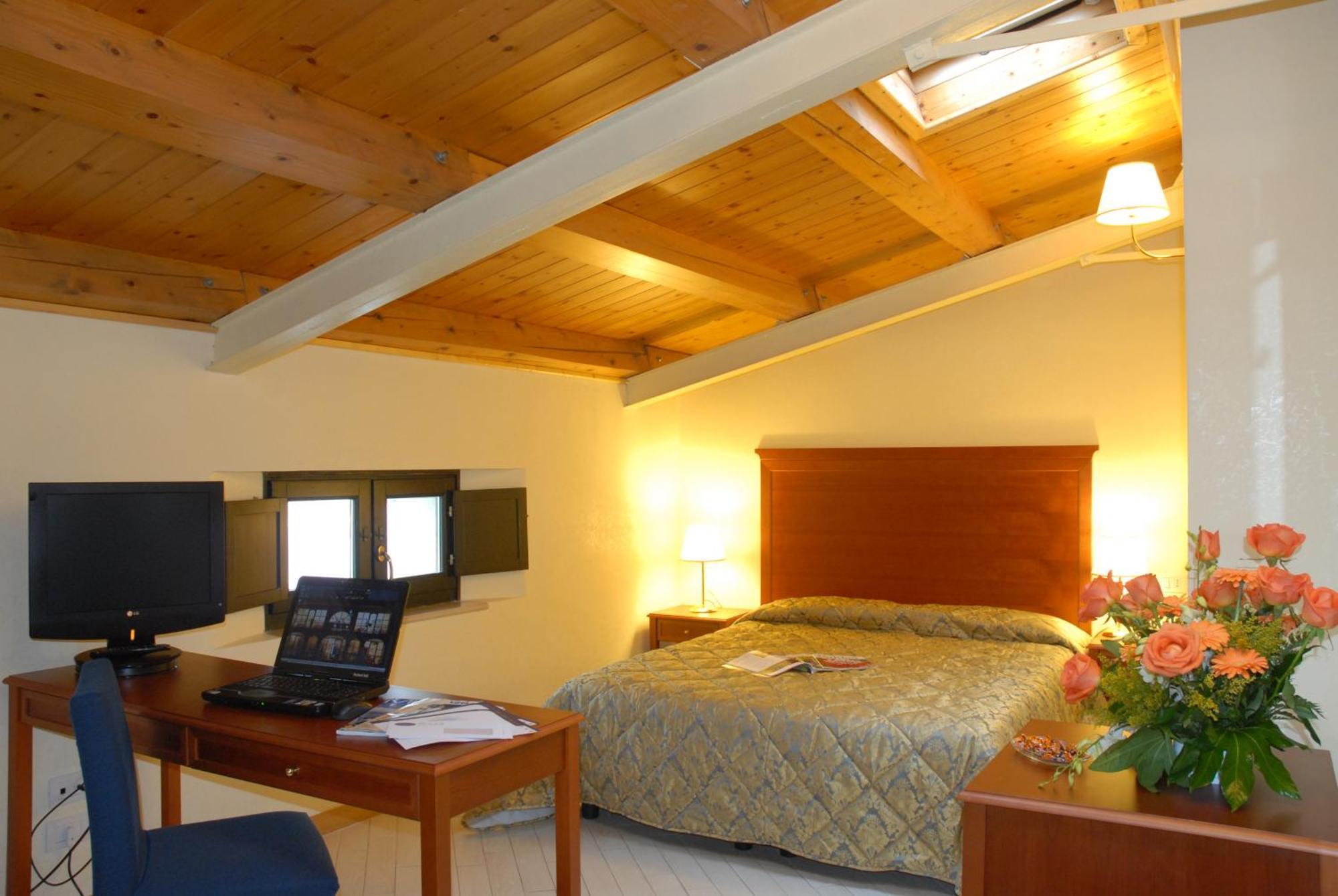 Park Hotel Villa Americana Rodi Garganico Εξωτερικό φωτογραφία