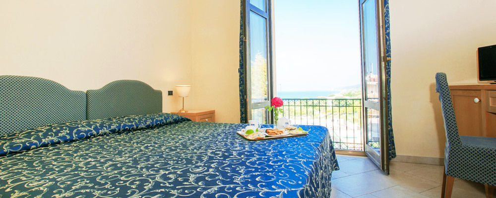 Park Hotel Villa Americana Rodi Garganico Εξωτερικό φωτογραφία